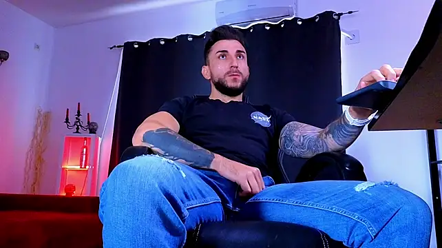 Chat XXX ao vivo de MightyAaron66