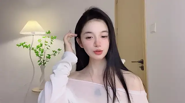 Annie-3's Live XXX Chat