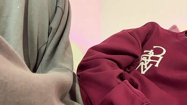 Jeremy1Scott XXX чат на живо