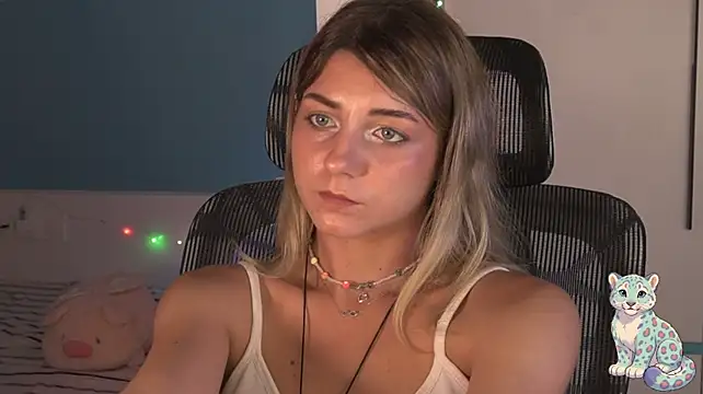 Chat XXX ao vivo de MilaMilkEyes