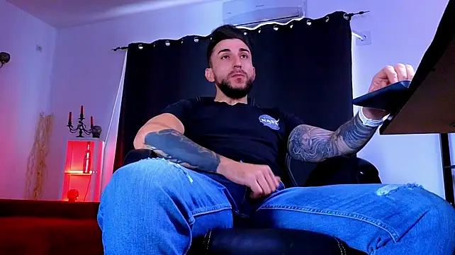 Chat XXX Live MightyAaron66