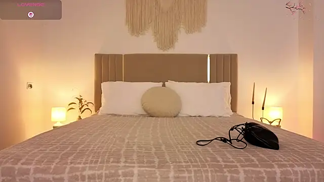 Živý XXX chat Magic_bunnyy_