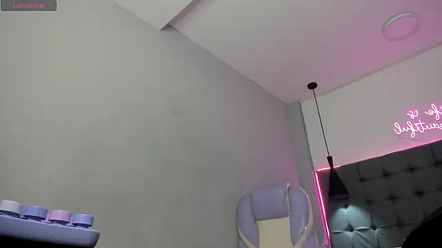 scarletcherry18のライブXXXチャット