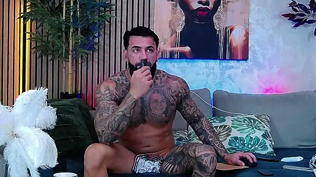 دردشة masterkingofmusclee الجنسية المباشرة