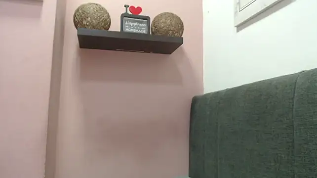 milena_brunette1 Adlı Modelin Canlı XXX Sohbeti