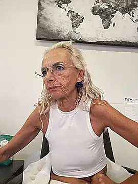 Chat XXX en directo de clarabell4