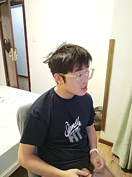 Charliez0088 现场XXX聊天