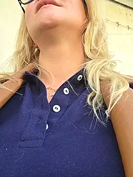KaylinJan Chat XXX in diretta