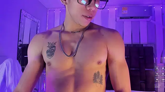 AkazaBoy_ – Naživo XXX chat