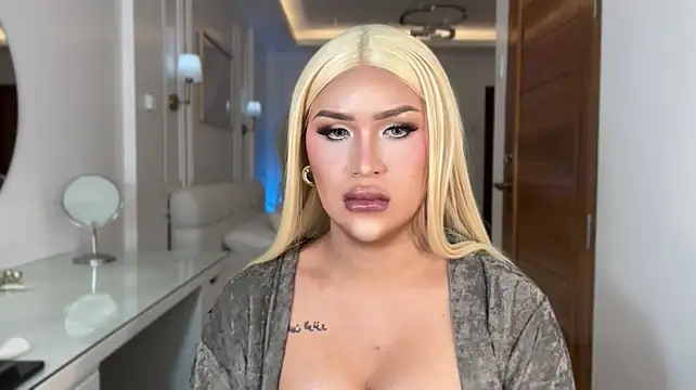 Your_Majesty_Tyra's Live XXX Chat