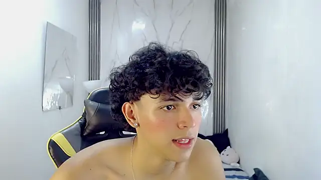FUNNY_DICK_ live XXX chat