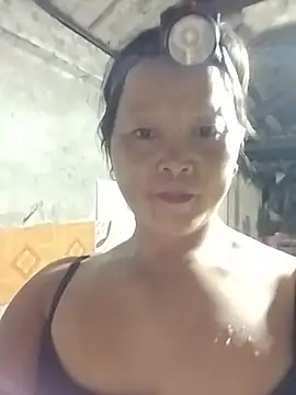 sumaybae Adlı Modelin Canlı XXX Sohbeti