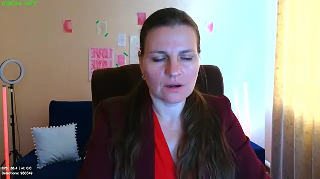 دردشة Mirabelle_Velvet الجنسية المباشرة