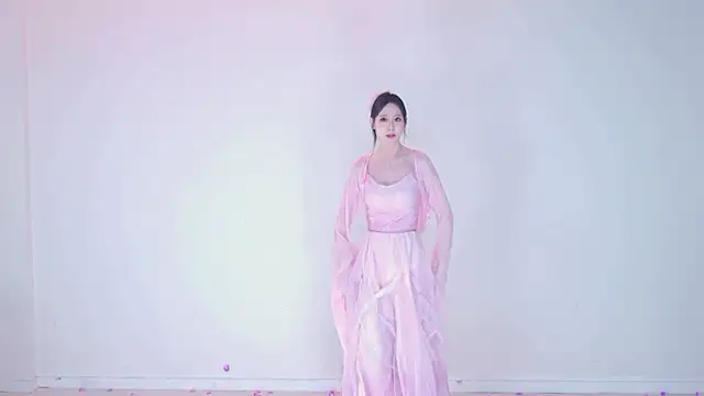 IVE-111 – Live XXX-chat