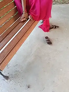 XXX chat uživo modela Anshibhabhi