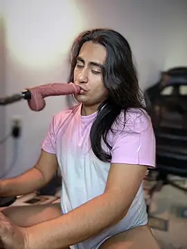 _Dylan_7 élő XXX-chatje