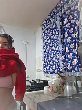 Scarlett_Hot69 Chat XXX live