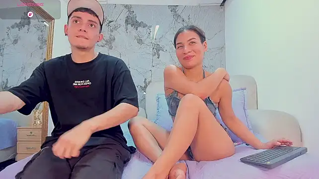 Chat +18 de ValerieAndDexter ao vivo