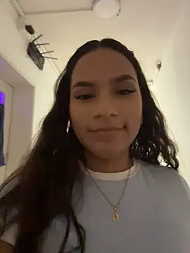 amara_wet04 élő XXX-chatje
