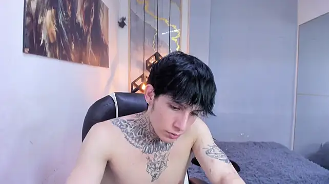Cry_thereal Chat XXX in diretta