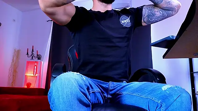 Chat XXX Live MightyAaron66