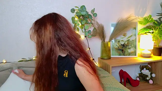 Онлайн чат XXX LeyaaStarr