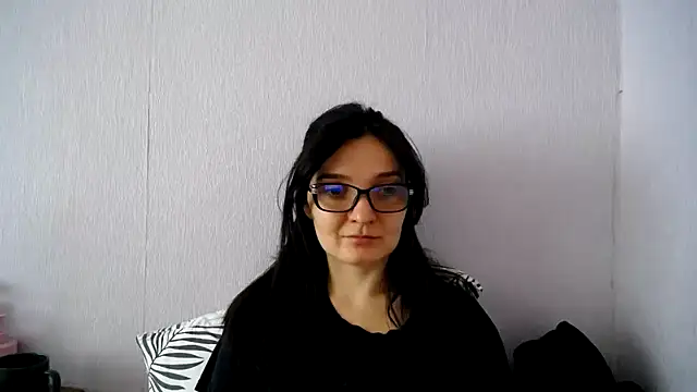 Shiny_gine's Live XXX Chat