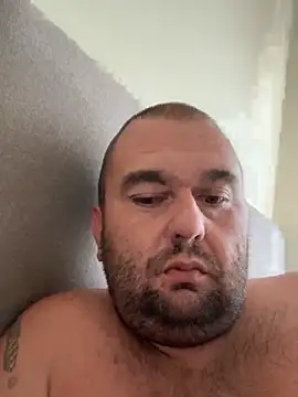 girthyplaster34 Live XXX Chat