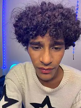 צ'אט XXX בשידור חי של Evans_Femb