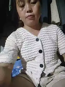 Yee_Yee1 现场XXX聊天