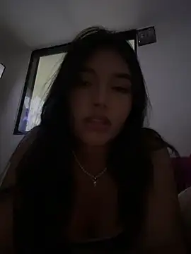 Moonbell_bell – Naživo XXX chat
