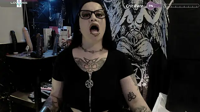 Chat XXX ao vivo de Evil_Queen_666