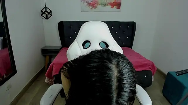 Issaa_Tyler Chat XXX in diretta
