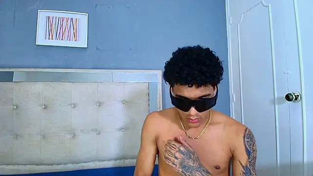 Chat +18 de _Thiago12 ao vivo