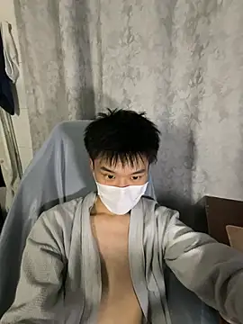 Zhang_yiovo's Live XXX Chat