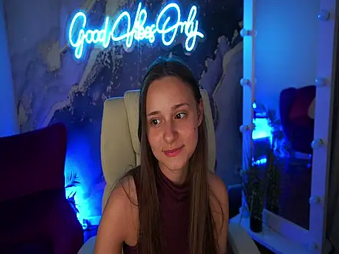 TinyNatalie Live XXX-Chat