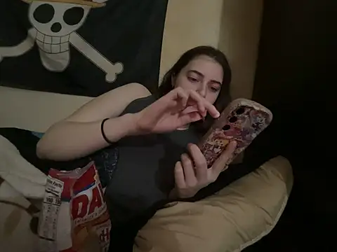 Snowbunnycake_131's Live XXX Chat