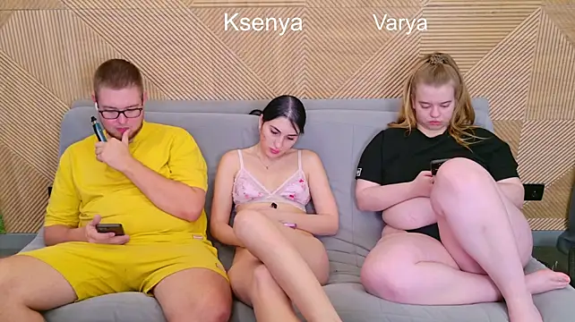 Онлайн чат XXX Ksenny