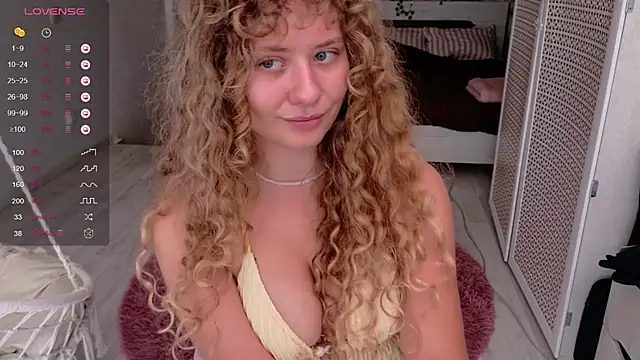 Milounee Chat XXX live