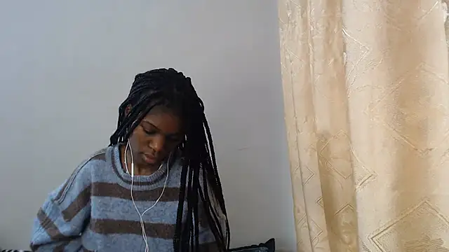 PetiteBarbie_05's Live XXX Chat