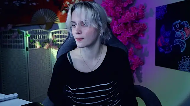 BethanyCloud Adlı Modelin Canlı XXX Sohbeti