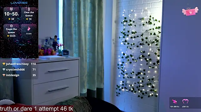 ValBae Adlı Modelin Canlı XXX Sohbeti