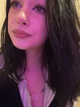 holly_mollyy_'s Live XXX Chat