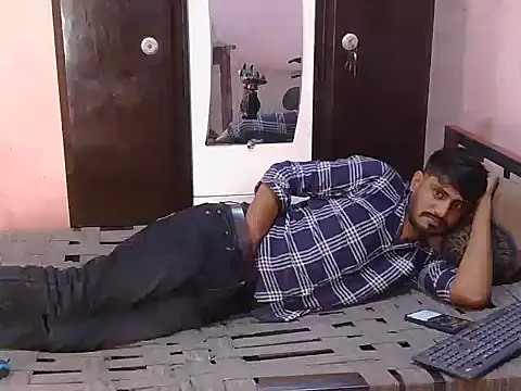 HotXKrish live XXX chat