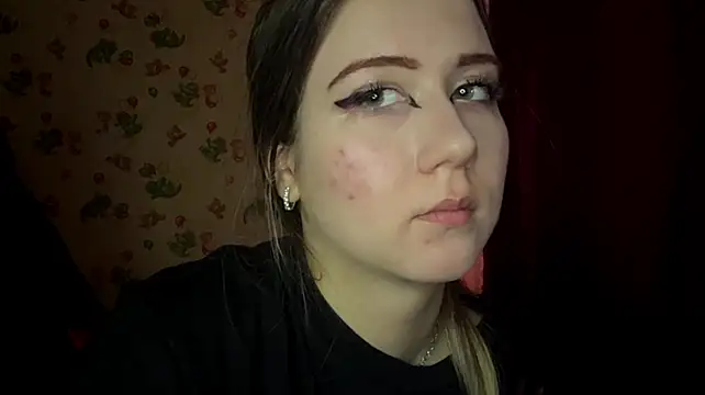 Chat +18 de SaKiraSayo ao vivo