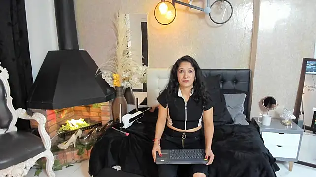 Vicky_Angeel's Live XXX Chat