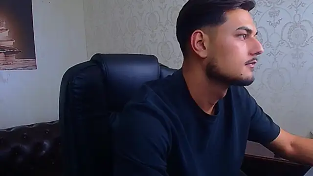 MalakaiFrost's Live XXX Chat
