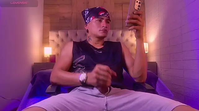 LiamDeeps Live XXX-Chat