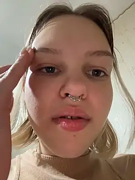 AshleyMur XXX чат на живо
