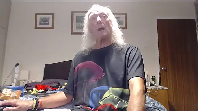 WaverlyKernow Chat XXX in diretta